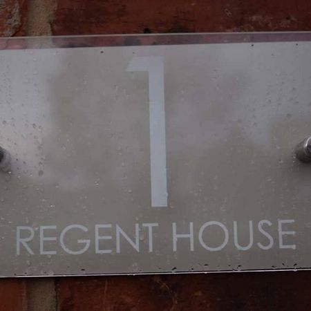 Regent Guest House Гримсби Экстерьер фото